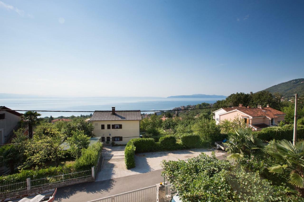 Holiday House Marica Lovran Exterior foto