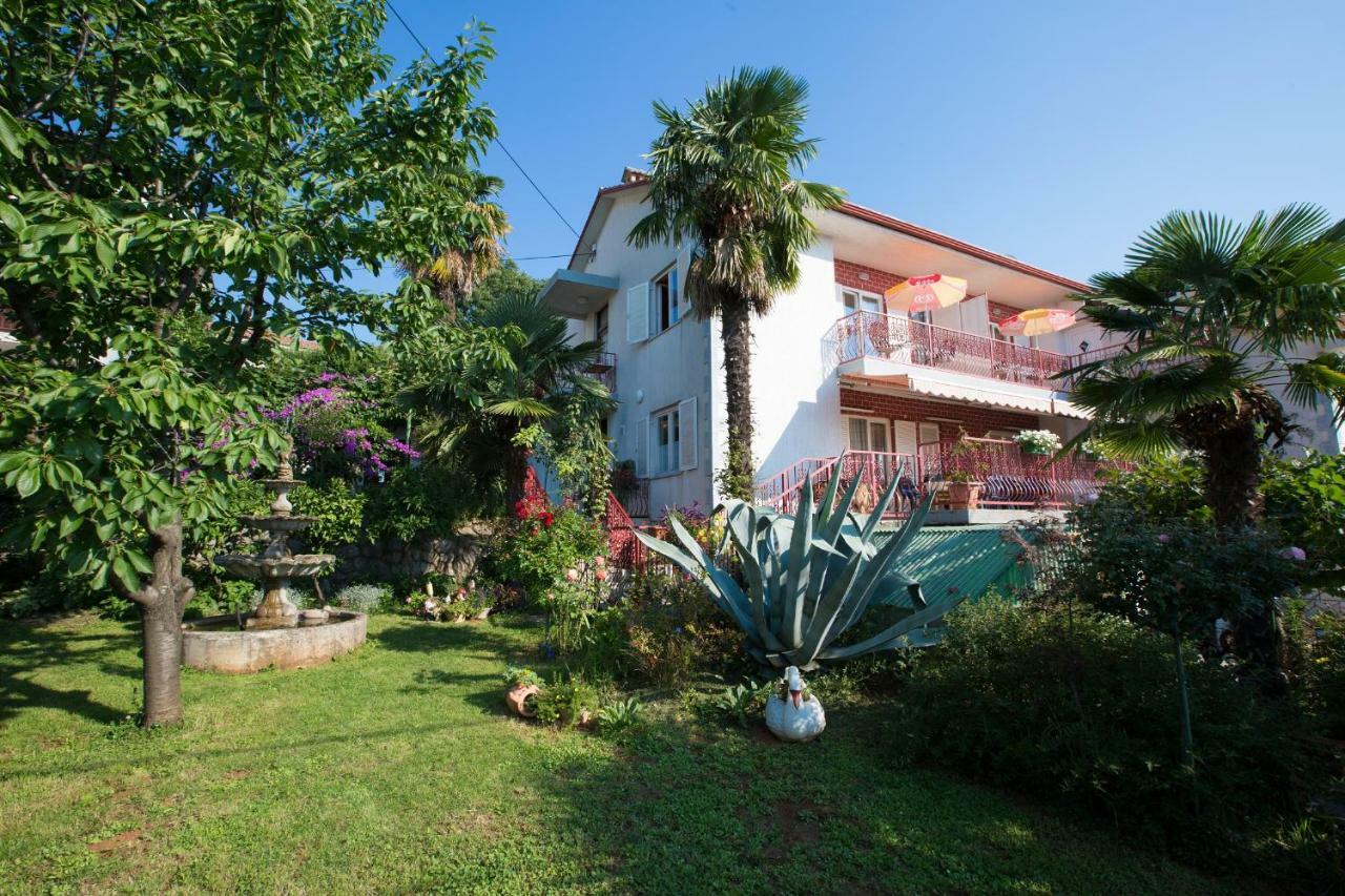 Holiday House Marica Lovran Exterior foto